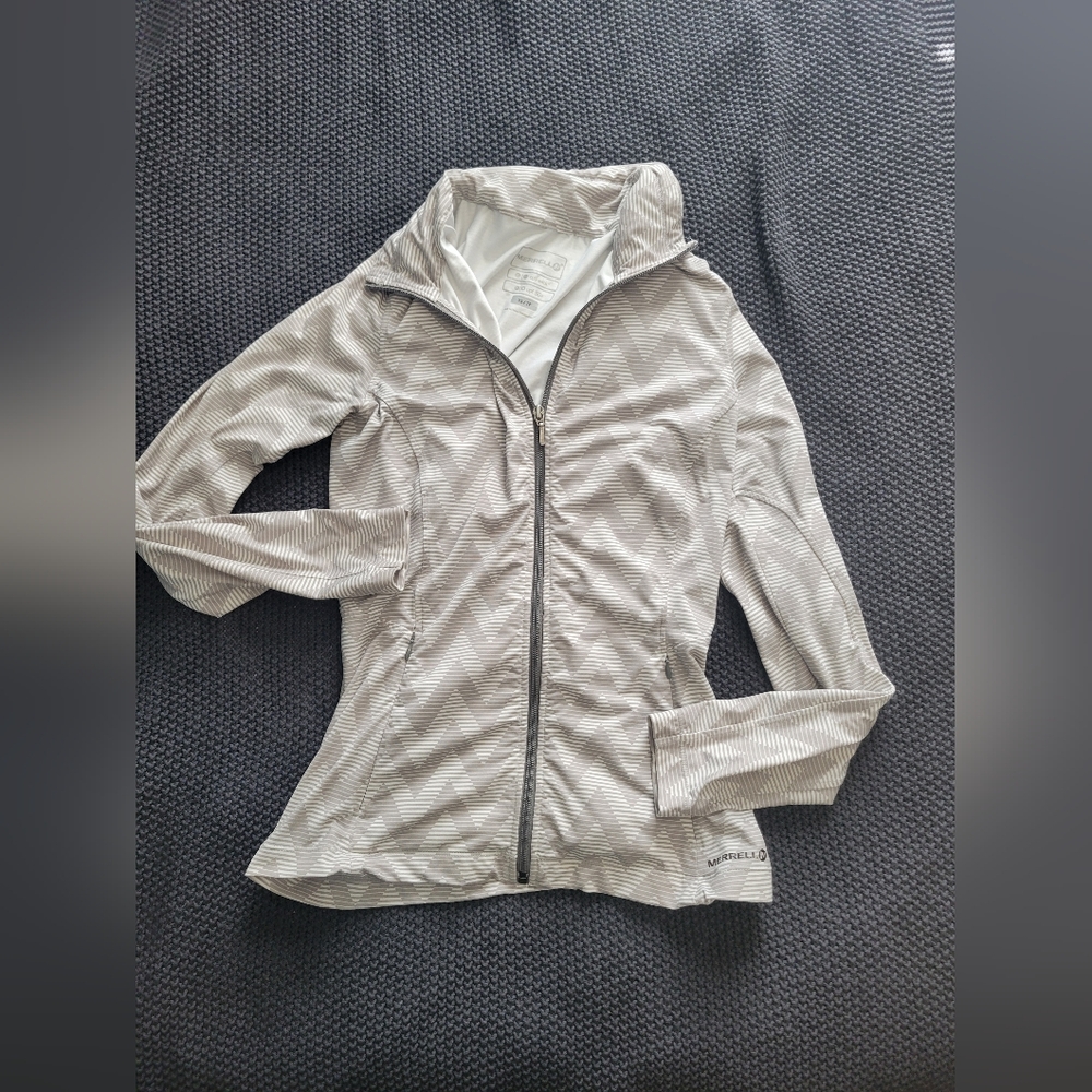 Merrel Chevron Pattern Zip Up - Picture 3 of 7
